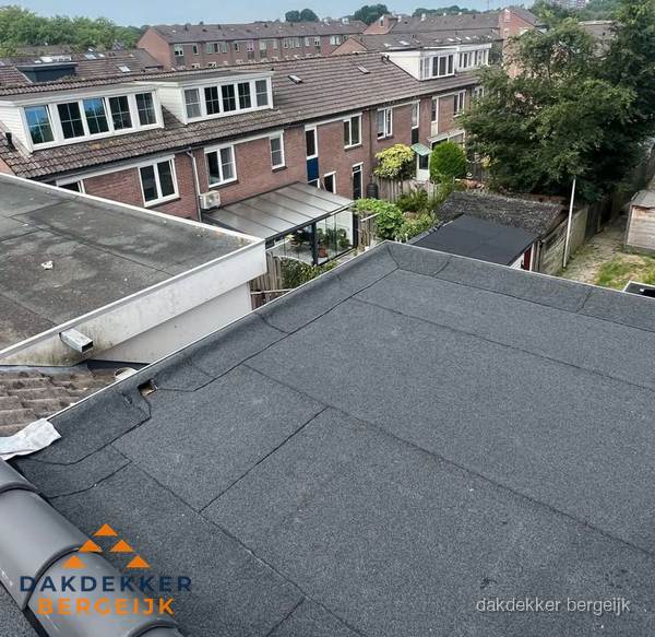 Dakinspectie plat dak aanbouw in Bergeijk Dakinspectie plat dak aanbouw in Bergeijk